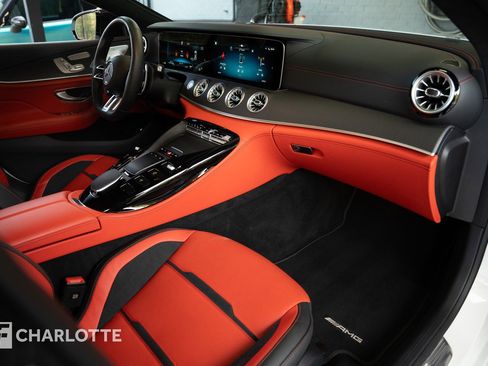 Used 2024 Mercedes-Benz AMG GT 63 image 28