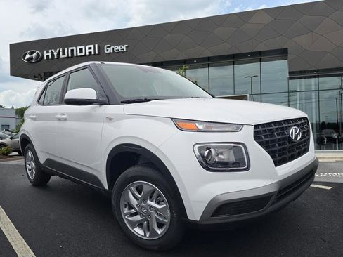 New 2026 Hyundai Venue SE image 1