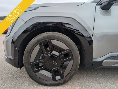 Certified 2024 Kia EV9 GT-Line image 12