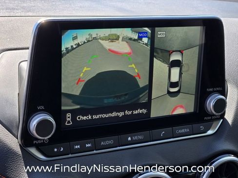 Used 2025 Nissan Sentra SR w/ SR Premium Package image 28