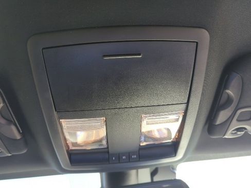 Used 2020 Dodge Challenger R/T w/ Blacktop Package image 20