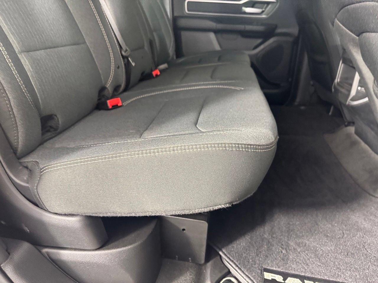 Used 2022 RAM 1500 Big Horn AWD/4WD image 28