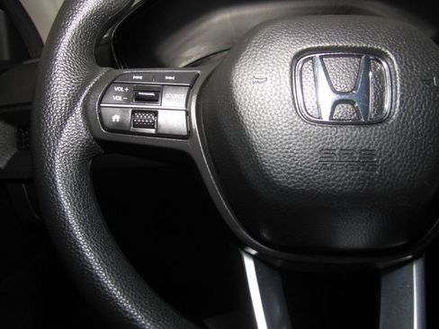 Certified 2024 Honda CR-V EX image 5