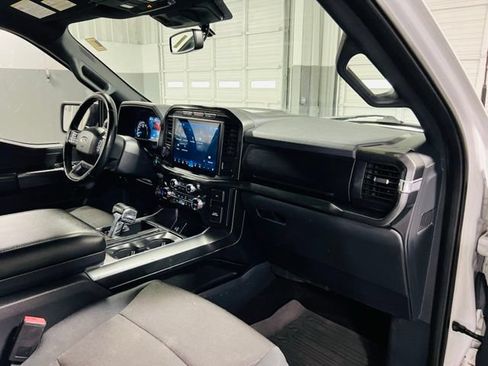 Used 2022 Ford F150 XLT w/ Equipment Group 302A High AWD/4WD image 31