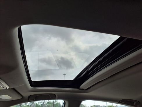 Used 2025 Honda Accord SE image 15