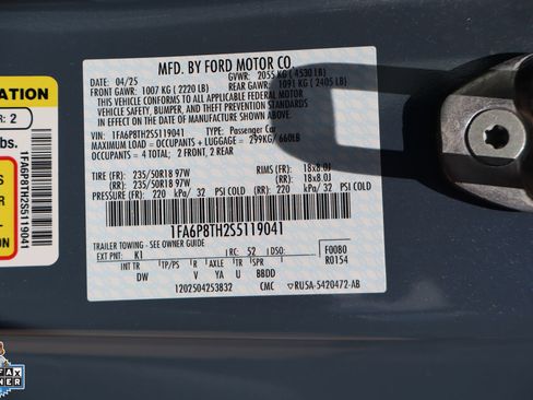 Certified 2025 Ford Mustang Coupe RWD image 28