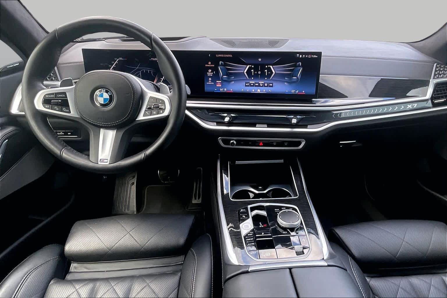 Used 2025 BMW X7 xDrive40i w/ M Sport Package AWD/4WD image 15