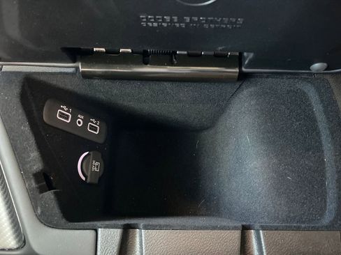 Used 2020 Dodge Challenger SRT Hellcat Redeye image 29