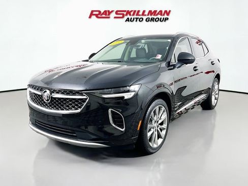 Used 2022 Buick Envision Avenir w/ Technology Package II image 3