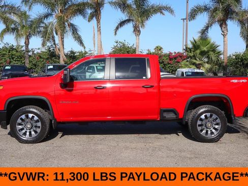 Used 2025 Chevrolet Silverado 2500 Custom w/ Custom Value Package AWD/4WD image 5