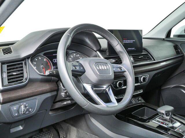 Used 2024 Audi Q5 2.0T Premium w/ Convenience Package AWD/4WD image 4