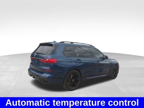 Used 2022 BMW X7 xDrive40i w/ M Sport Package AWD/4WD image 12