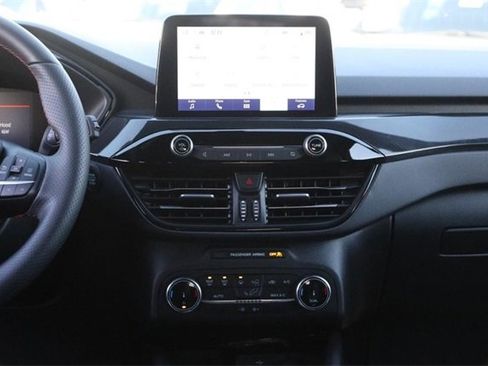 Used 2025 Ford Escape ST-Line image 23