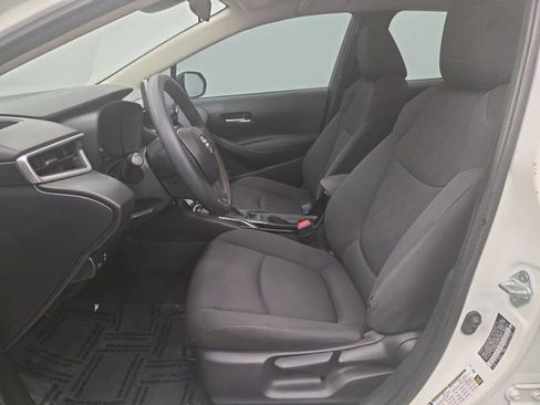 Used 2021 Toyota Corolla LE image 10