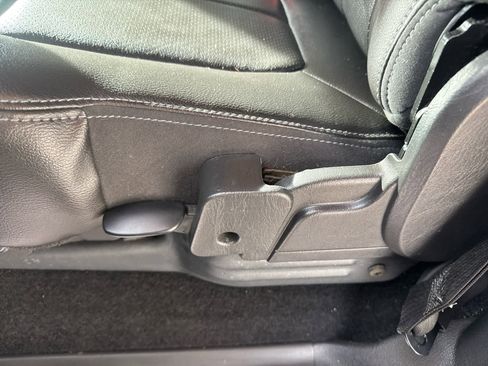 Used 2012 Ford F350 Lariat w/ Chrome Pkg image 36