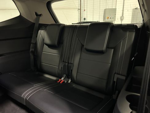 Used 2023 Volkswagen Atlas SEL R-Line AWD/4WD image 33