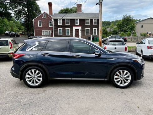 Used 2019 INFINITI QX50 Essential AWD/4WD image 3