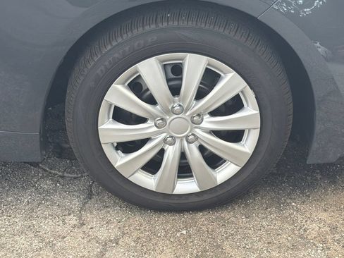 Used 2025 Toyota Corolla LE FWD image 14