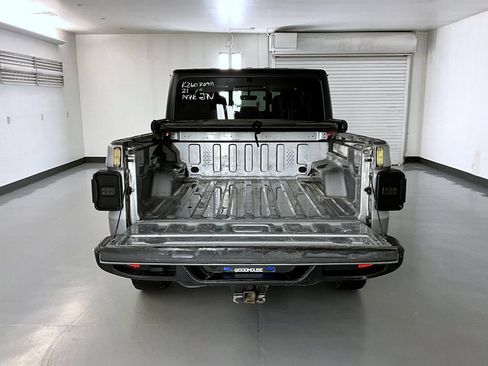 Used 2021 Jeep Gladiator Overland AWD/4WD image 22