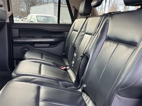 Used 2024 Ford Expedition Max XLT image 21