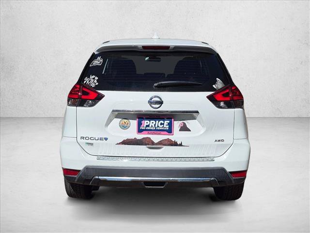 Used 2017 Nissan Rogue S AWD/4WD image 6