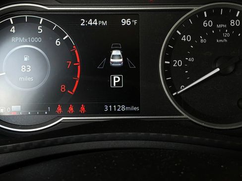 Used 2025 Nissan Versa SV FWD image 34