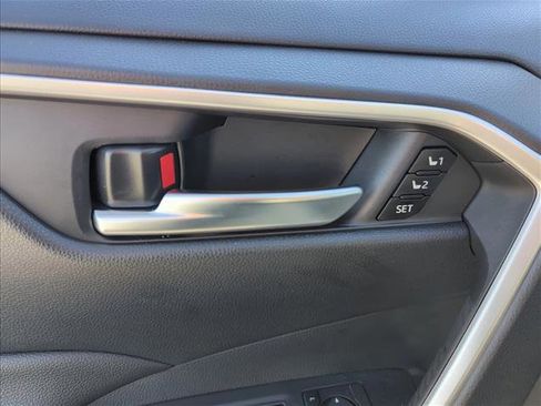 Used 2024 Toyota RAV4 XLE Premium image 7