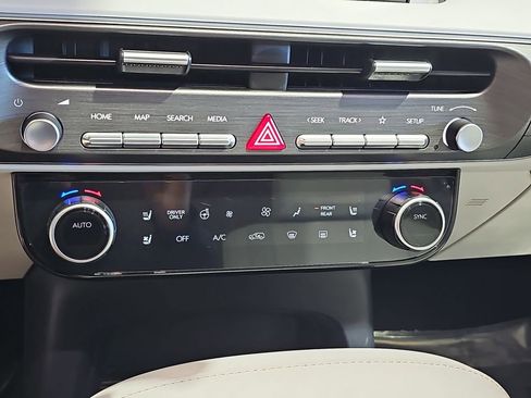 New 2026 Hyundai Palisade Calligraphy FWD image 25