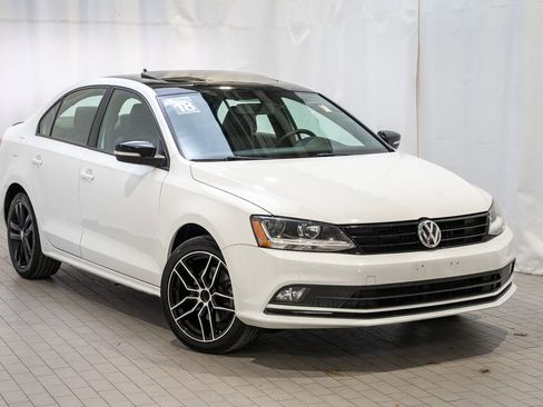 Used 2018 Volkswagen Jetta Sport image 1