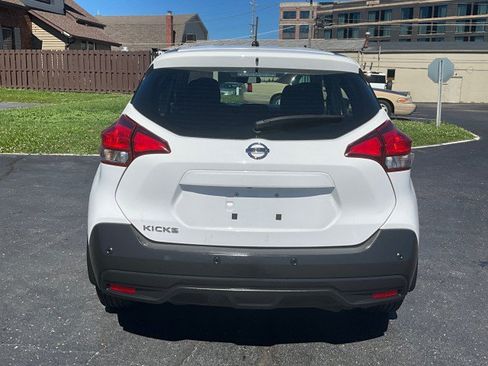 Used 2020 Nissan Kicks S FWD image 6