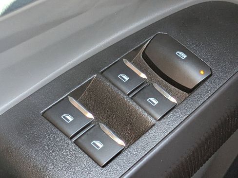 New 2025 Ford Maverick XL w/ Equipment Group 101A image 25