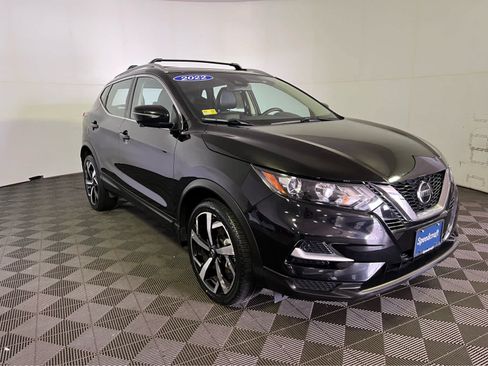 Certified 2022 Nissan Rogue Sport SL AWD/4WD image 1