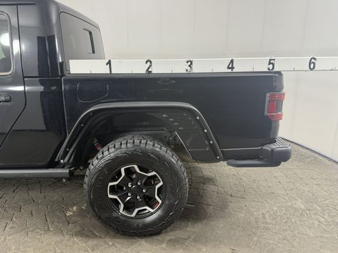 Used 2022 Jeep Gladiator Rubicon AWD/4WD image 5