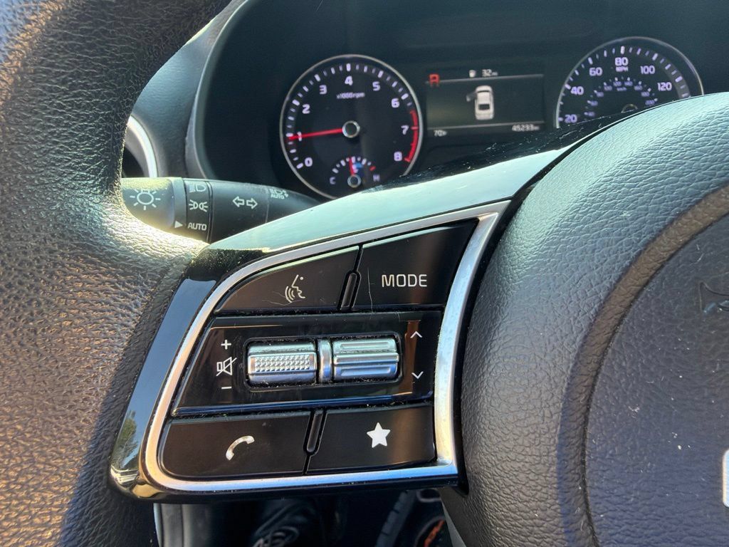 Certified 2023 Kia Forte LXS w/ LXS Technology Package FWD image 19