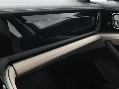 Used 2026 Porsche Panamera image 25