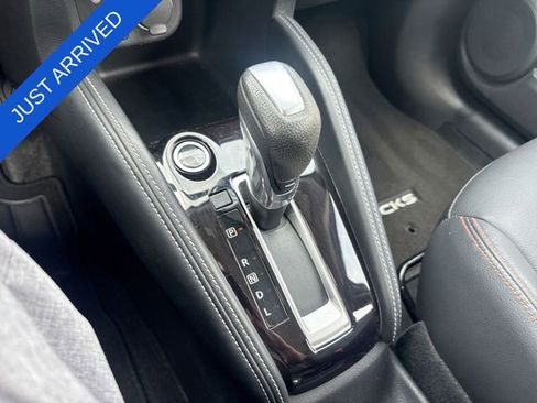 Used 2019 Nissan Kicks SR w/ SR Premium Package FWD image 19