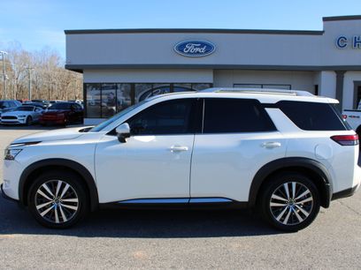 Used 2022 Nissan Pathfinder Platinum