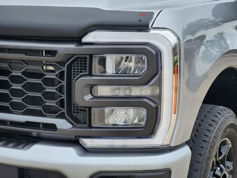 Used 2024 Ford F250 XL w/ STX Appearance Package AWD/4WD image 16