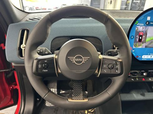 Certified 2025 MINI Cooper Countryman S w/ Comfort Package Max image 15