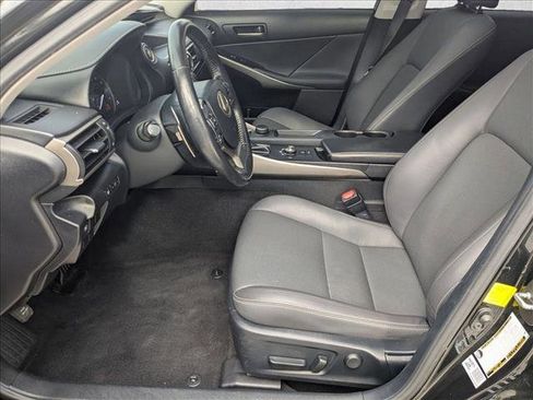 Used 2019 Lexus IS 300 image 16