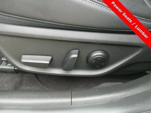 Used 2021 Genesis G70 2.0T image 33