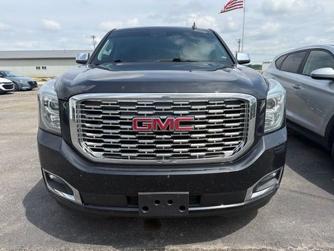 Used 2020 GMC Yukon Denali w/ Denali Ultimate Black Edition AWD/4WD image 2