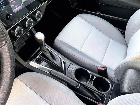 Used 2019 Toyota Corolla L FWD image 15