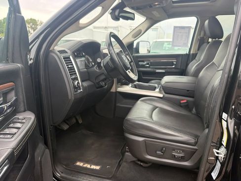 Used 2017 RAM 2500 Laramie w/ Convenience Group AWD/4WD image 26