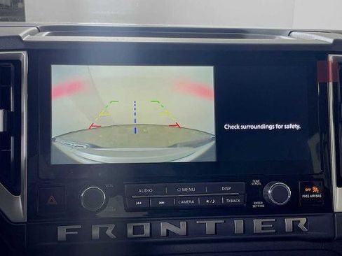 Certified 2025 Nissan Frontier SV w/ SV Convenience Package image 11