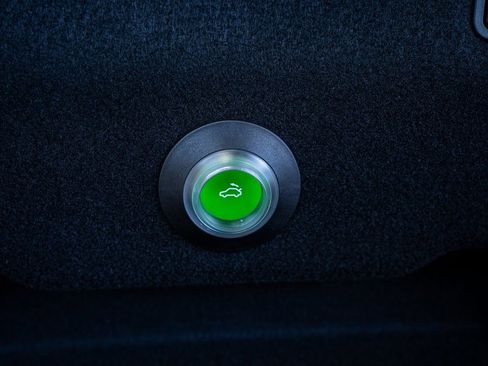 Used 2023 Mercedes-Benz SL 55 AMG 4MATIC image 58