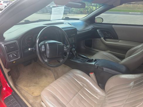 Used 2002 Chevrolet Camaro Z28 w/ Preferred Equipment Group 2 RWD image 9