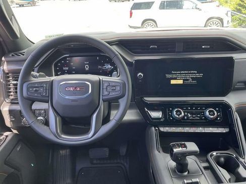 New 2026 GMC Sierra 1500 AT4 w/ AT4 Premium Package AWD/4WD image 14