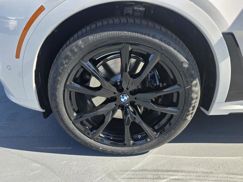 New 2026 BMW X7 xDrive40i w/ M Sport Package image 9