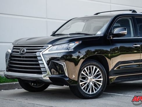 Used 2018 Lexus LX 570 4WD image 40